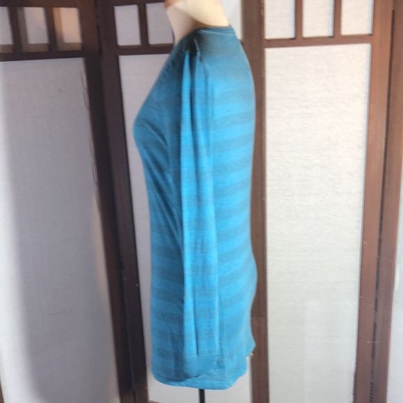 American Eagle large long muted striped t shirt, long sleeves retro/ 2010. - Picture 4 of 12